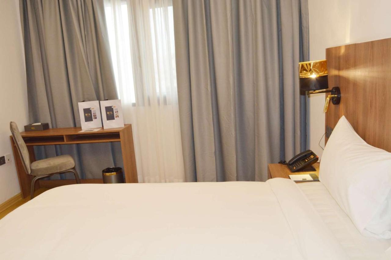 Axil Hotel Dakar Esterno foto