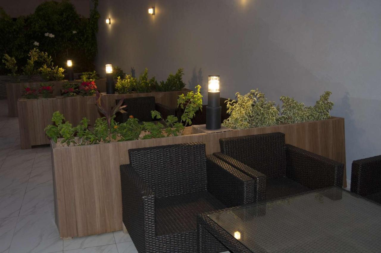 Axil Hotel Dakar Esterno foto